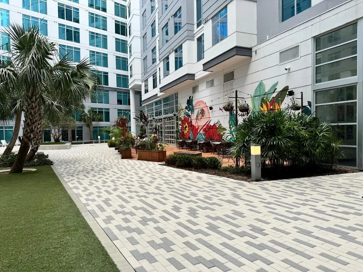 Luxury Living Downtown Orlando Apartment